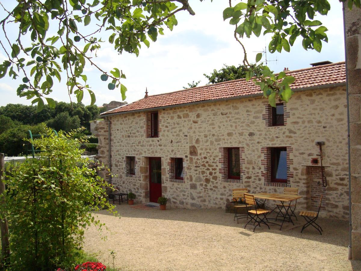 Demeure Du Castel Bed and Breakfast Les Châtelliers-Châteaumur Eksteriør billede